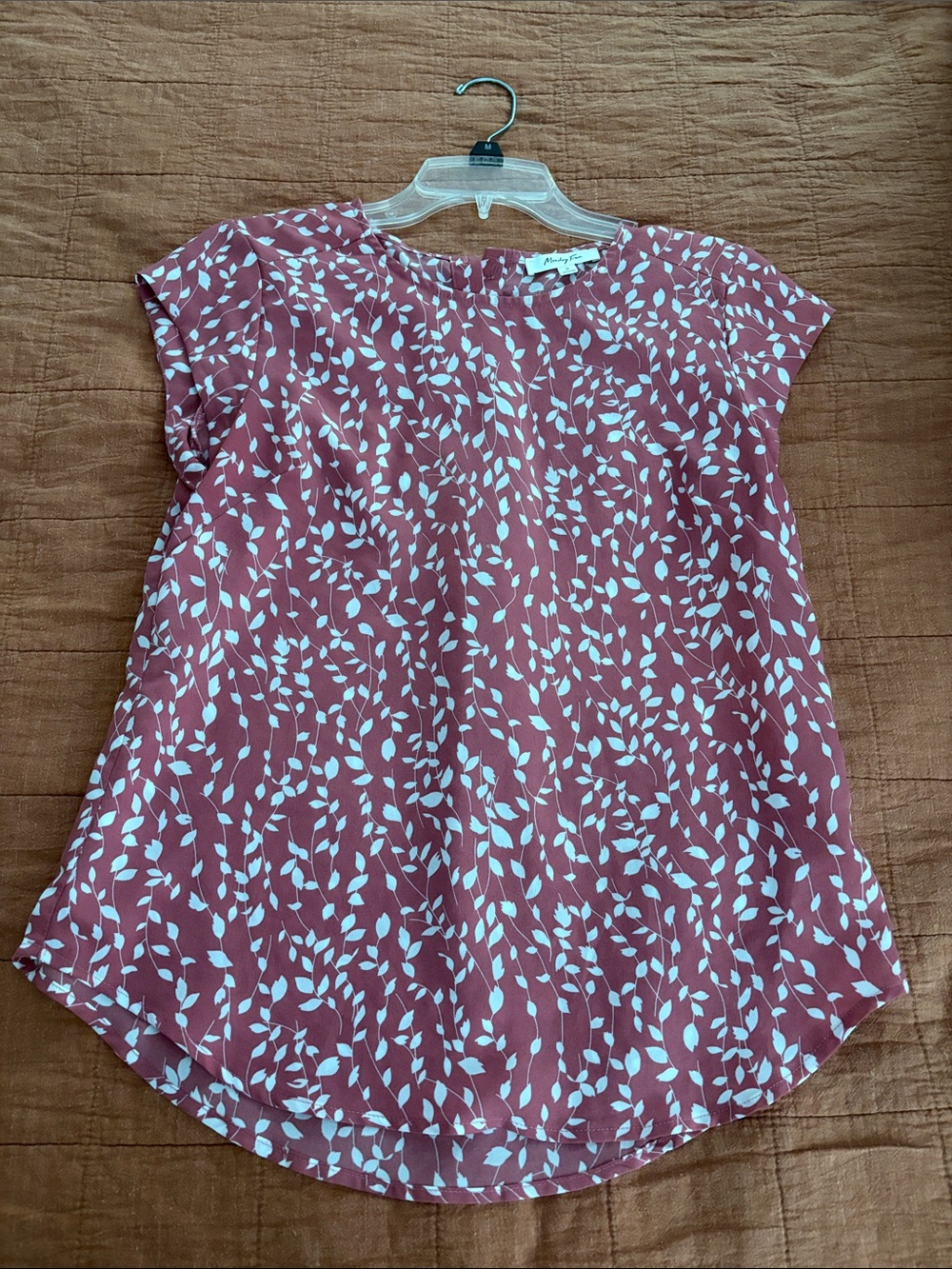 Monday Fun Mauve Leaf-Print Cap Sleeve Blouse -